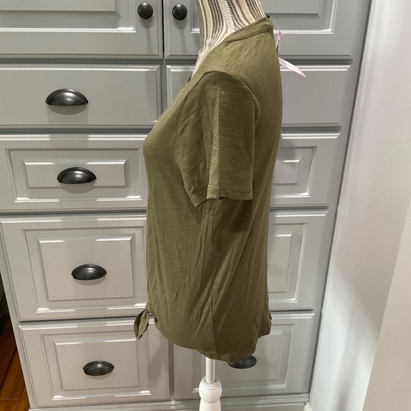 Bundle of 2 Social Standard Knot Front T-Shirts, NWT, Size S - Picture 9 of 12